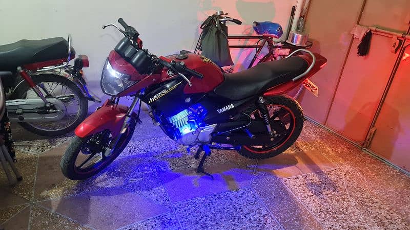 ybr 125 condition 10by 10 just buy and drive 4