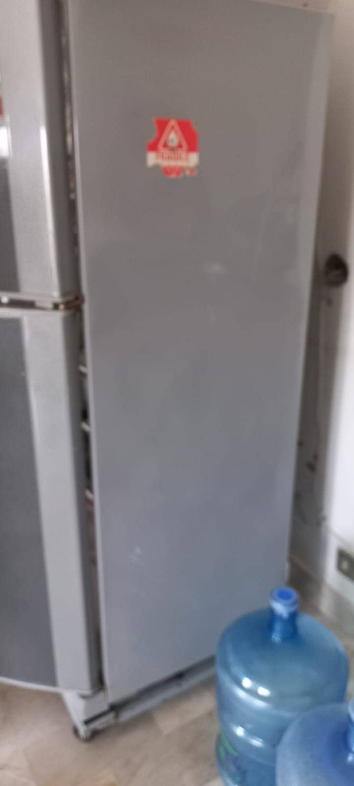 Dawlance FRIDGE 13-14 cf , JUST LIKE BRAND NEW 2