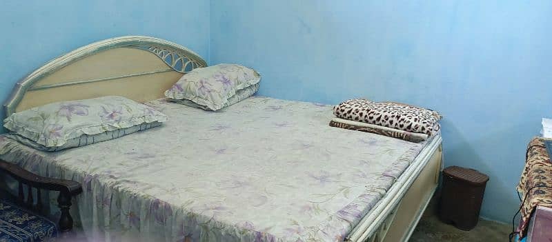 Deco paint double bed set with form 0