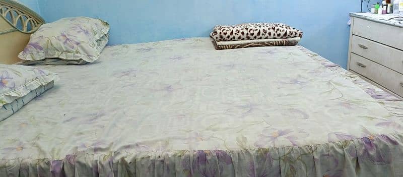 Deco paint double bed set with form 11