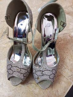 bridal shoes 0