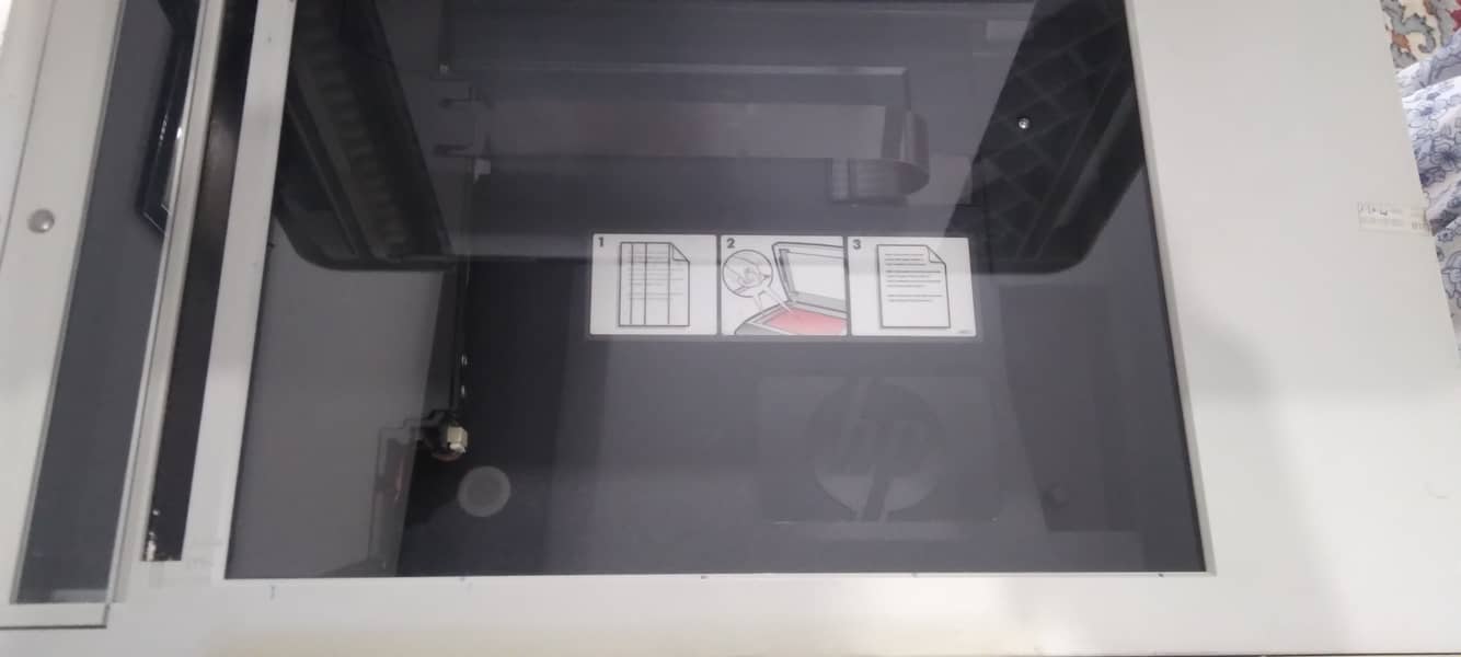 HP Color LaserJet CM1312nfi Multifunction Printer 11