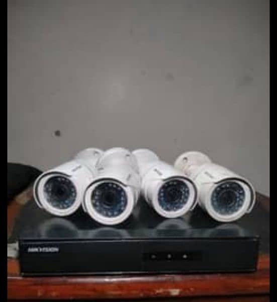 4 channel Dvr with cameraa available for sale in good condition 0