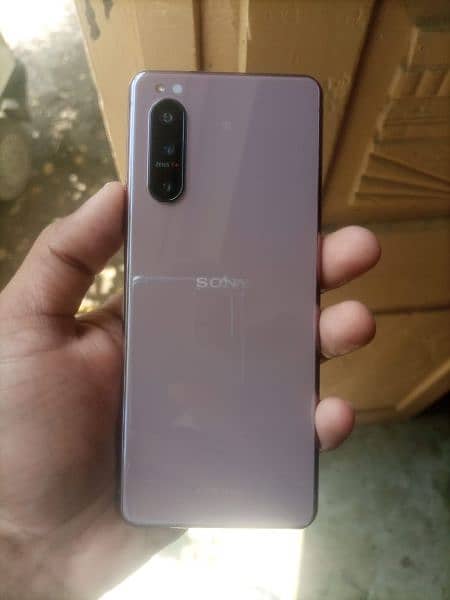 sony xperia 5 mark 2 (8/128)Non PTA. . . one month sim working 1