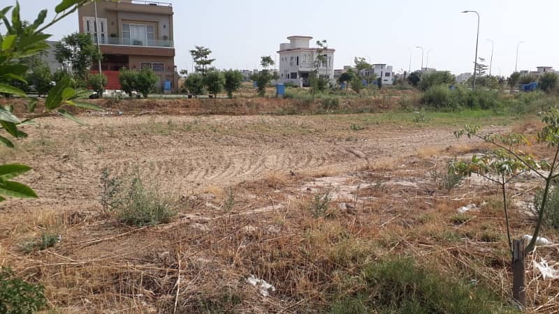 Hot Deal 11 Marla Plot For Sale On Investor DHA Phase 5 Rate Plot # B 1013 0