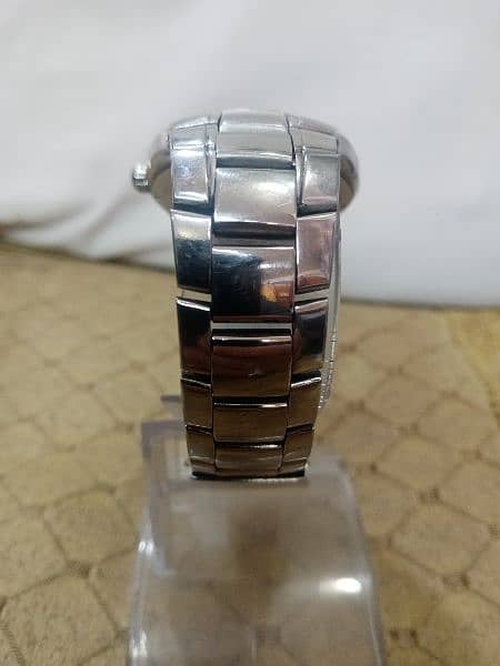 Edifice Casio watch in good condition 1