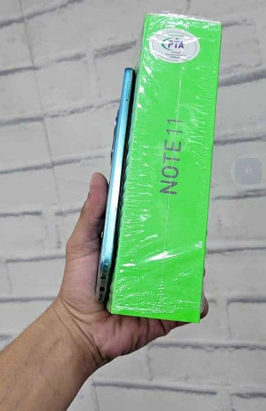 infinx note 11 6gb 128gb box charger Oppo hia 4