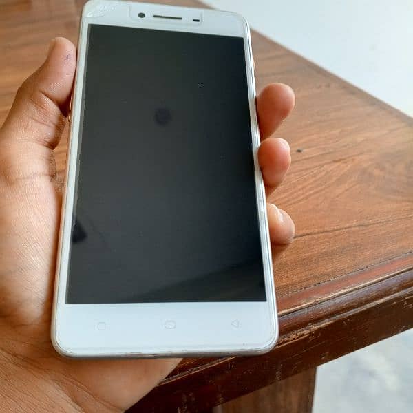 oppo A37 mobile Geniuin condition with original penal 3