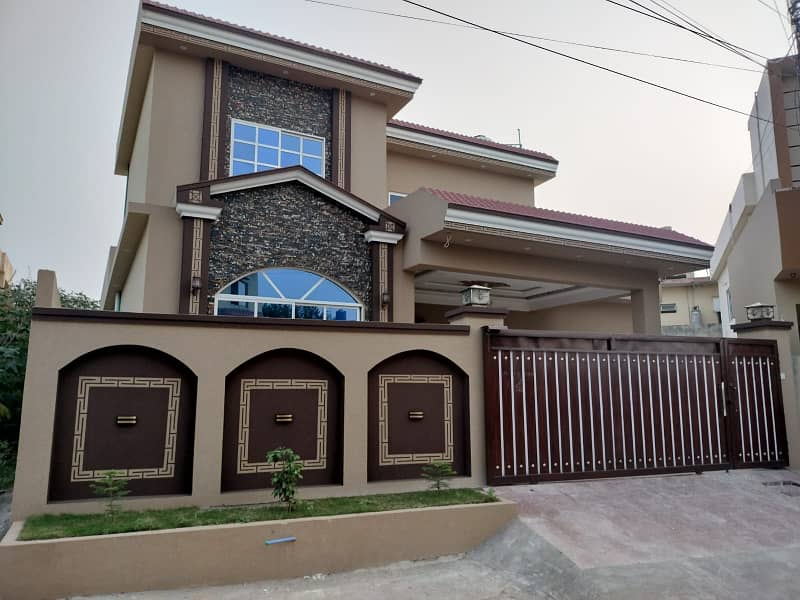 1 Kanal House For Sale 5Bedroom Brand New Luxry House With Lawn Rda Map Approved Gulshan-E-Abad 2
