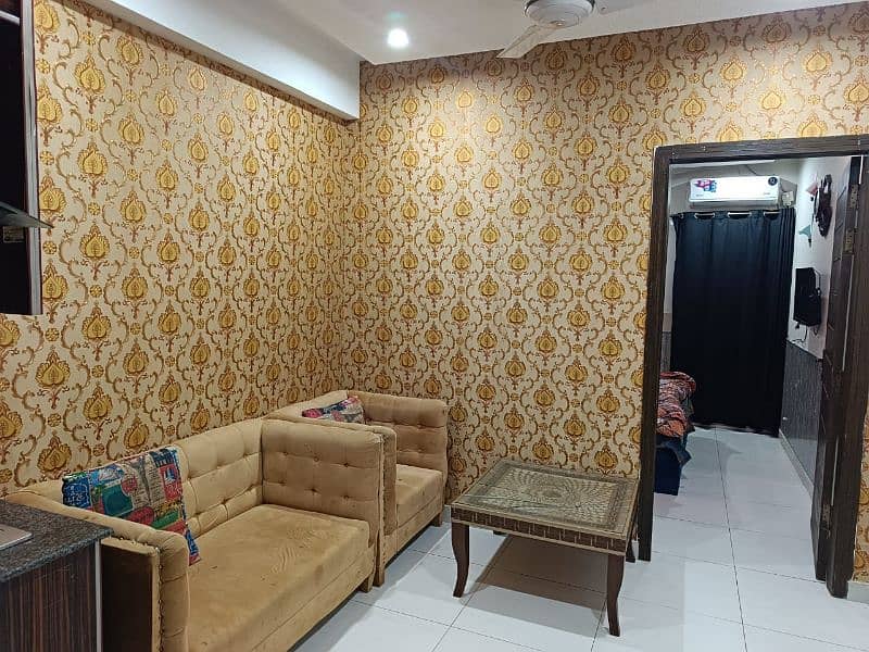 E-11 Save sequre Daily basis 1bed Flat fully furnished available 2