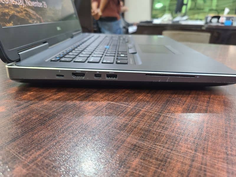 Dell Precision 7710 Laptop for Sale 3