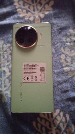 tecno spark 20 pro plus 10by10 in green color