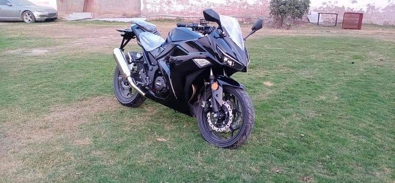 350cc Honda CBR 4