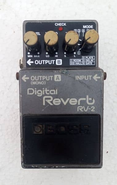 Boss Yamaha Line6 Guitar effect pedal Delay Reverb Loop EQ DD3 RC3 GE7 1