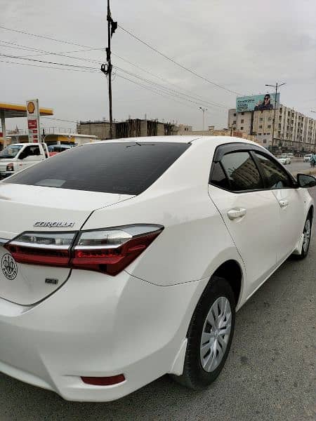 Toyota Corolla showroom condition is for sale 5