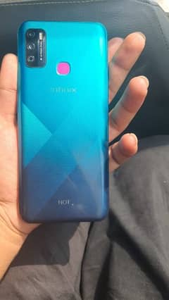 Infinix Phone for sale in 4 Ram 64  Rs 15000 contact me ph 03289484115