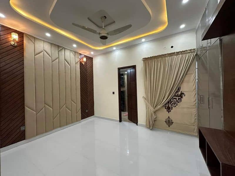 Wallpaper,pvc panel,wood&vinyl floor,kitchen,led rack,ceiling,blind 2