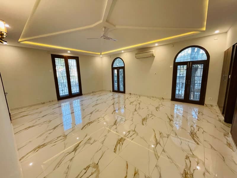 Luxury House On Extremely Prime Location Available For Rent In Islamabad 23