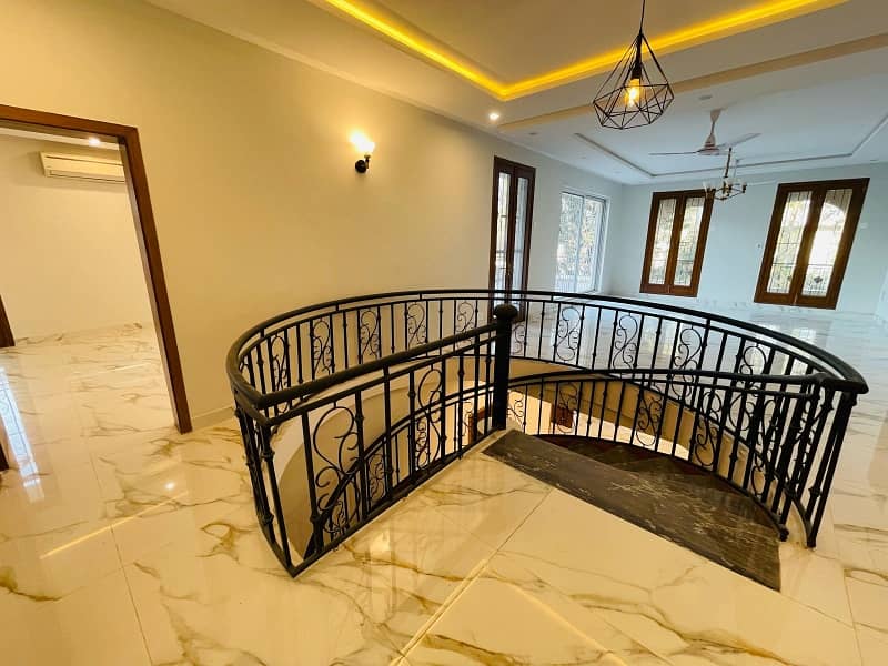 Luxury House On Extremely Prime Location Available For Rent In Islamabad 24