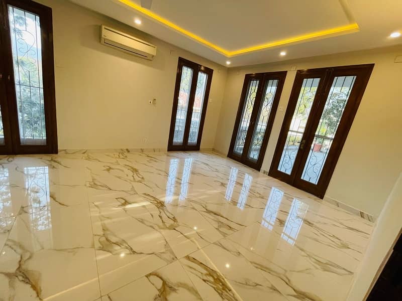 Luxury House On Extremely Prime Location Available For Rent In Islamabad 29