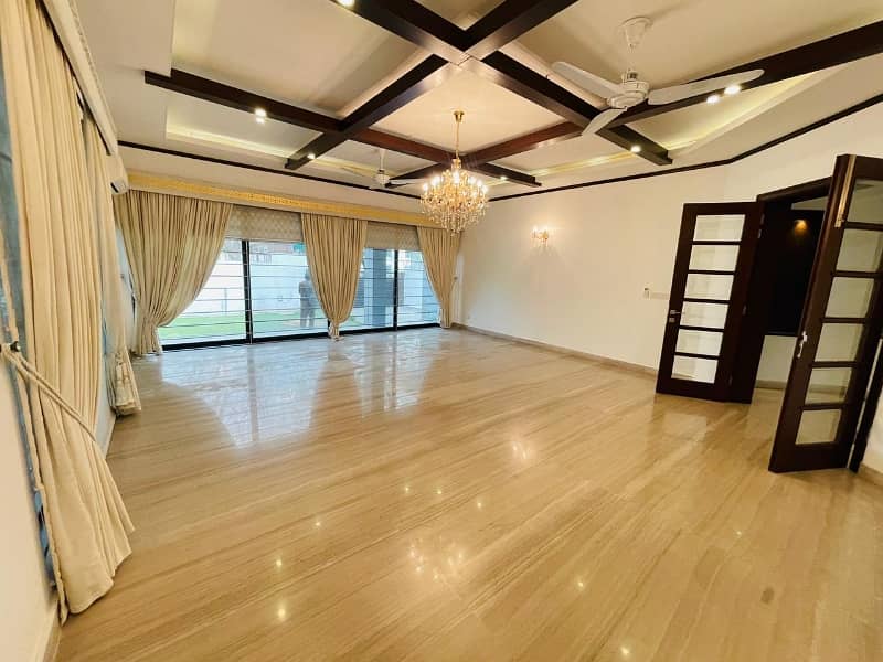 Luxury House On Extremely Prime Location Available For Rent In Islamabad 3