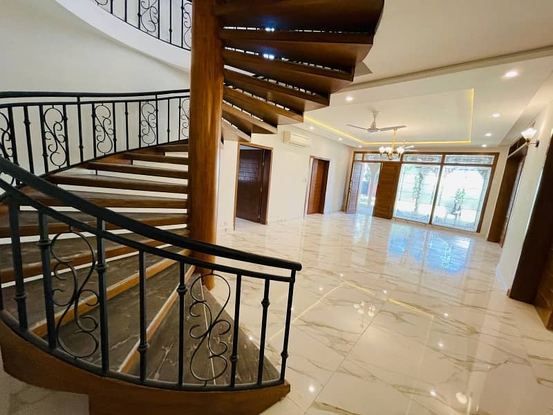 Luxury House On Extremely Prime Location Available For Rent In Islamabad 4
