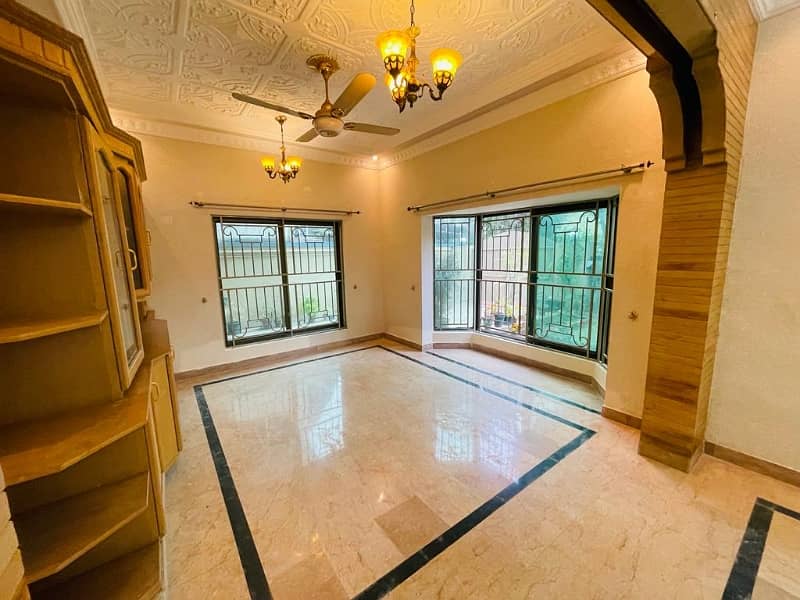 Luxury House On Extremely Prime Location Available For Rent In Islamabad 2