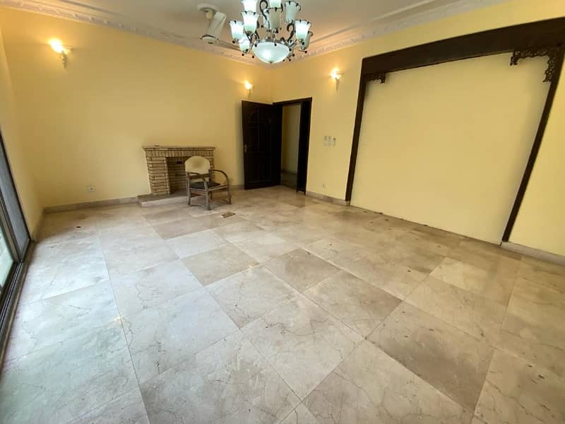 Luxury House On Extremely Prime Location Available For Rent In Islamabad 39
