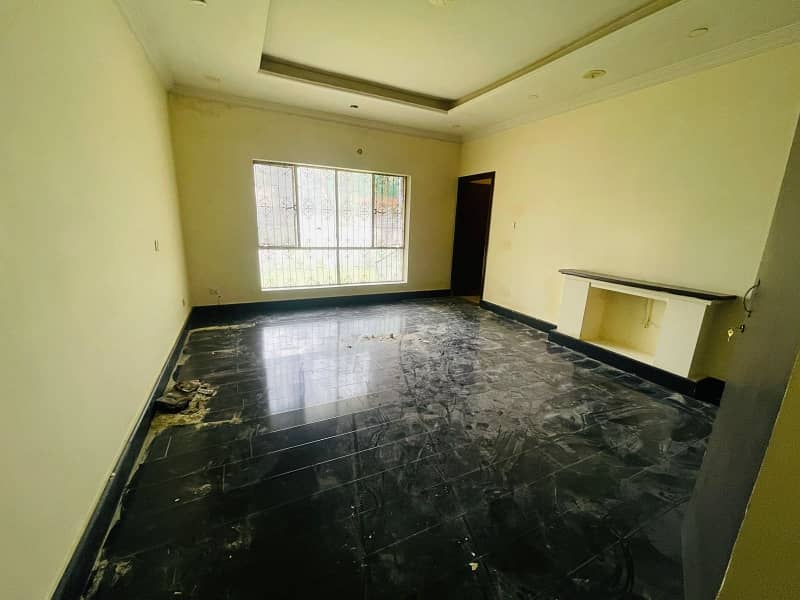 Luxury House On Extremely Prime Location Available For Rent In Islamabad 19