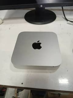 Mac mini late 2012 with final cut pro and Mac wireless mouse original 0