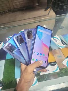 vivo y33s (8 256)Gb pta approved with box 10/10 minds condition