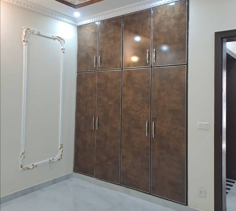 Brand New 5 Marla House Available In Allama Iqbal Town For sale 2