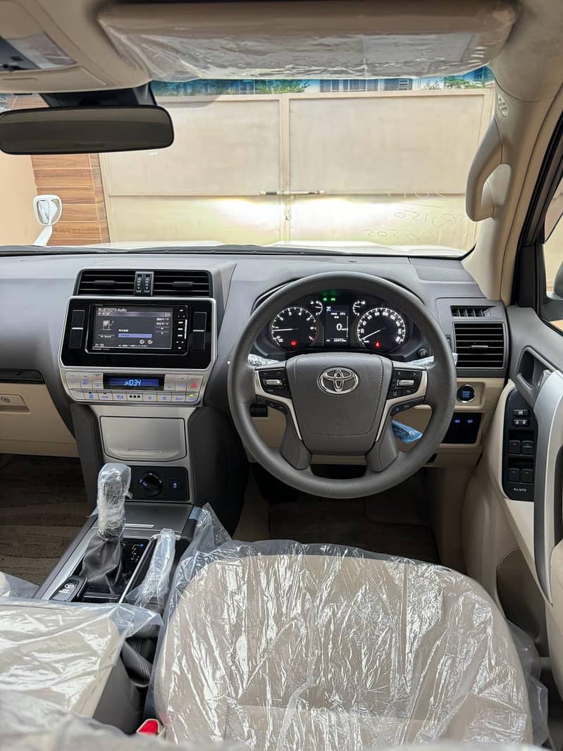 Toyota Prado TX 2.7 2019 5