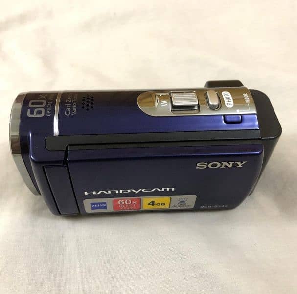 SONY Handycam DCR-SX44E For Sale 7