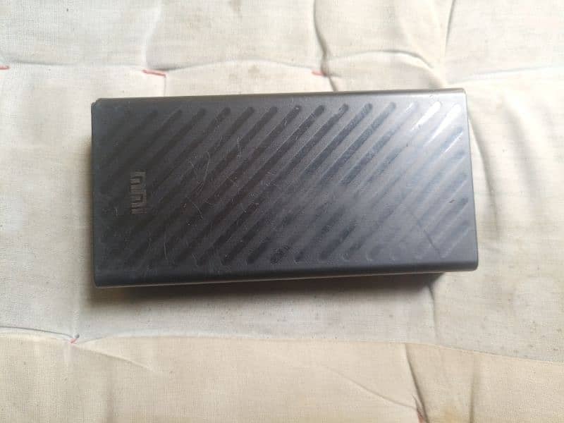 20000 mah power bank with charging cable 2