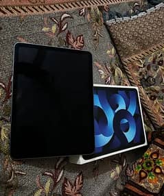 apple ipad air 5, 256gb in blue color with box like new 10/10