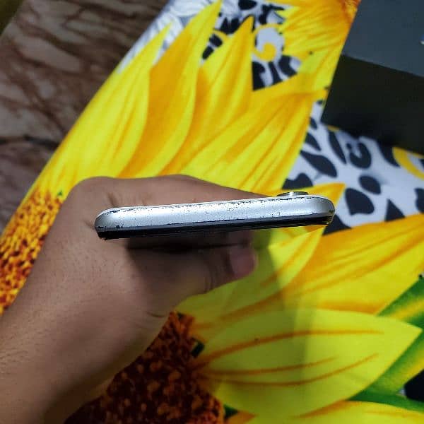 Realme 6i 4/128gb Official Pta Approved 2