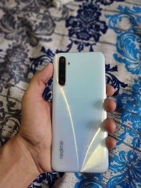realme 6 10/9 used box and mobile 3