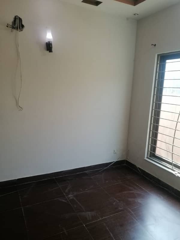 Spacious 5 Marla Full House with 3 Bedrooms in Prime DHA Phase 5 Location (Block B) 14