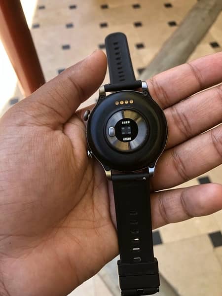 g tide r1 black couler full box 2 straps charger condition 10 by 8 1