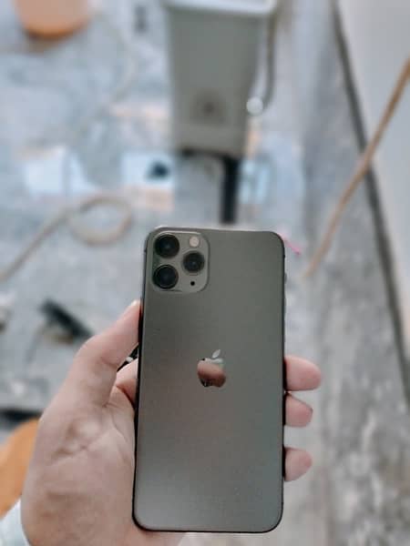 iphone 11 pro 256 gb factory unlocked non pta 6