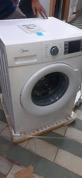 Midea Frontload Washing Machine 0