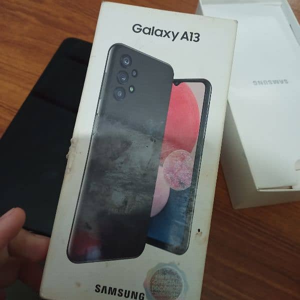 Samsung A13 with box 4/46 8