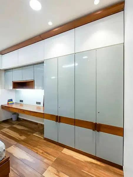 Cupboard/Wardrobes/Kitchen Cabinets/ Media Wall/wood Carpenter 3