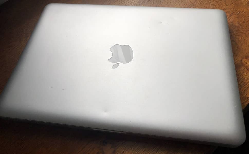 Macbook pro late 2011 apple laptop 5