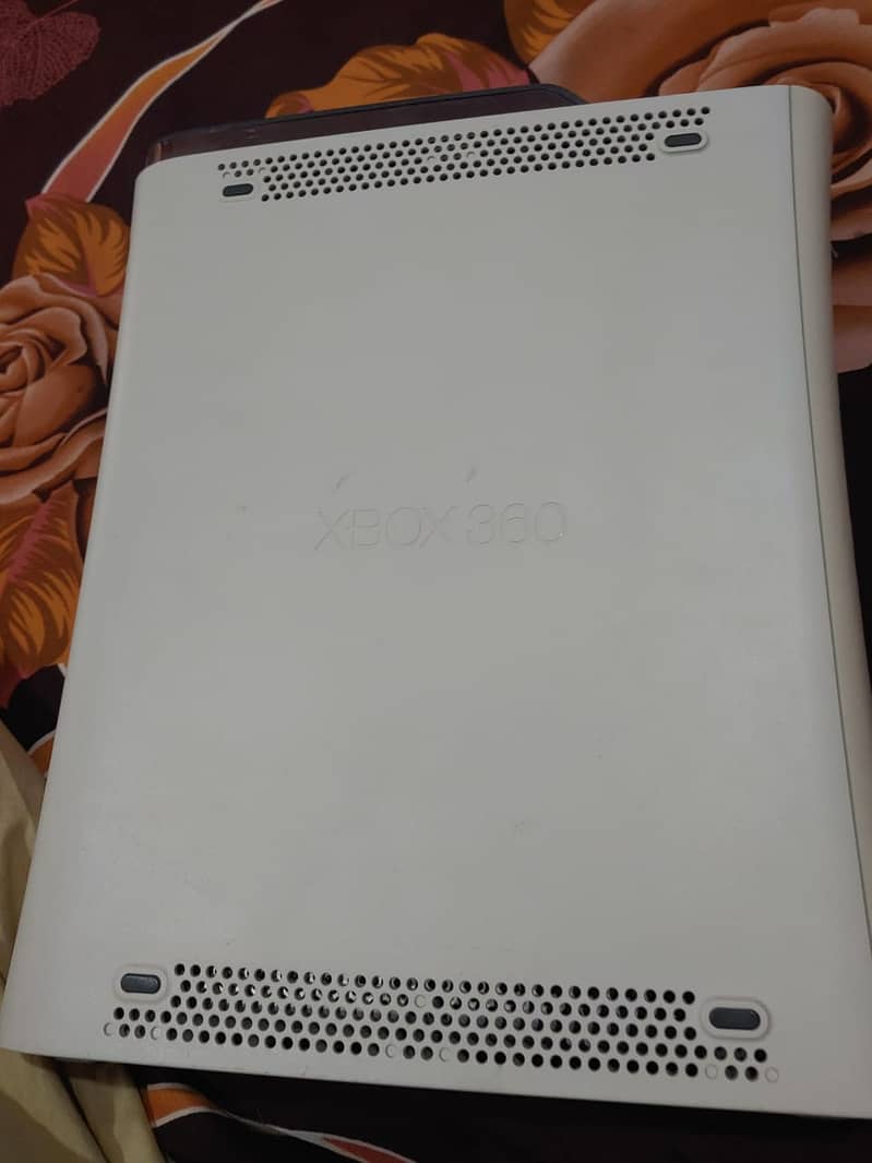 Xbox 360 without Hard Drive (Games nhi hn) 1