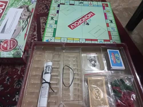 PREMIUM EDITION MONOPOLY BOARD GAME AGE 8+ PLAYERS 2-6 ,, toys 5