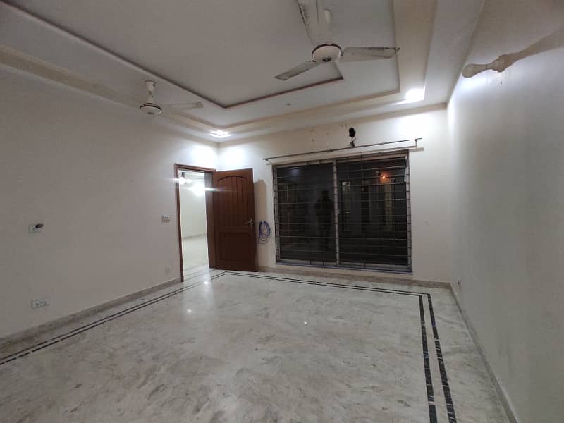 1 Kanal Upper Portion Available For Rent 13