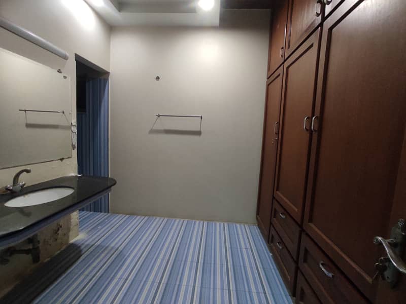1 Kanal Upper Portion Available For Rent 14