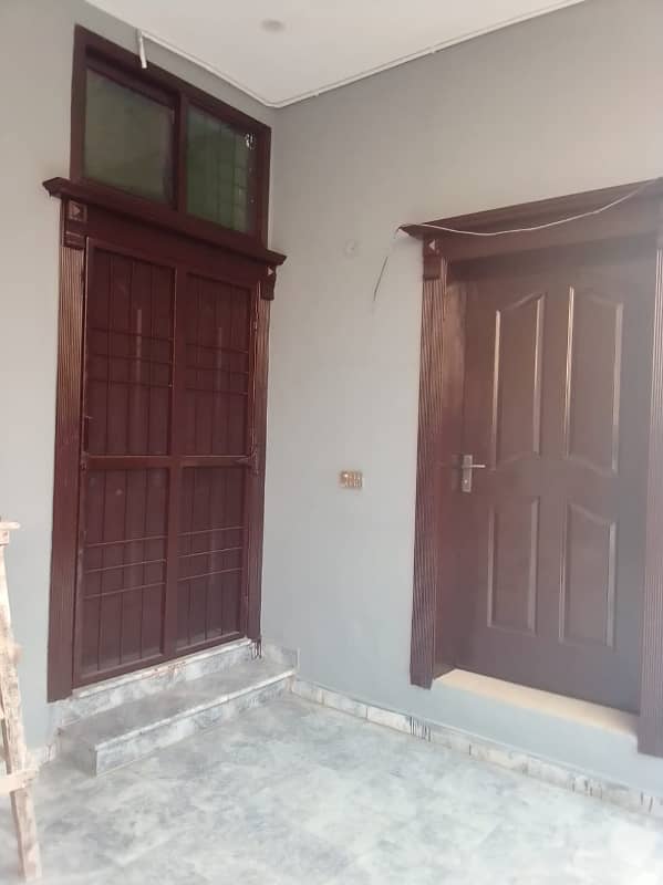 10 Marla Single Unit Used Good Location And Condition House For Sale 9